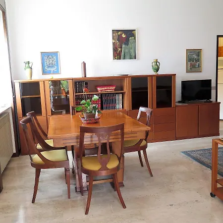 Sveva Apartment *