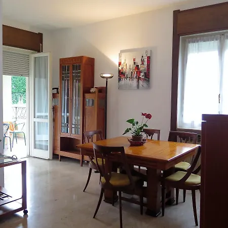 Sveva Apartment Stresa